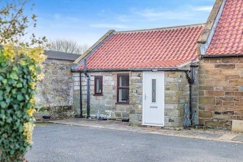 Honeysuckle - Stainsacre Village